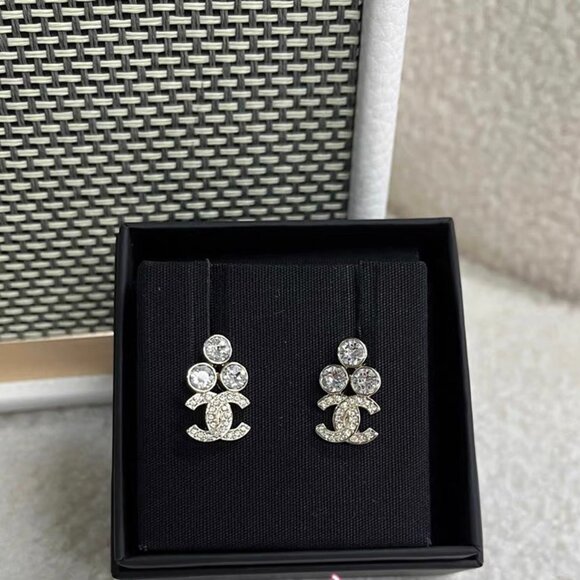 Chanel Women's Earrings - Picture 7 of 9